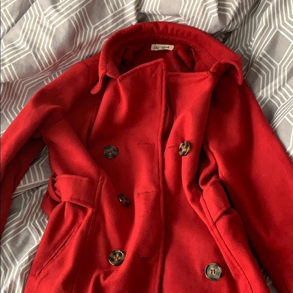 Red jacket - Picture 1 of 4